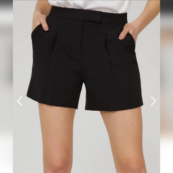 NWT pleated trouser short - Picture 10 of 10